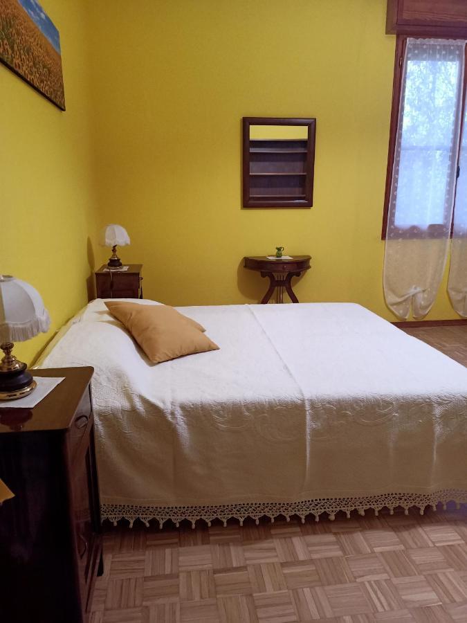 Lily - Storie Del Bosco - Bed and Breakfast San Felice sul Panaro Exteriör bild